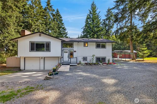 2742 Umatilla Dr, Oak Harbor, WA, 98277-8650 | Card Image