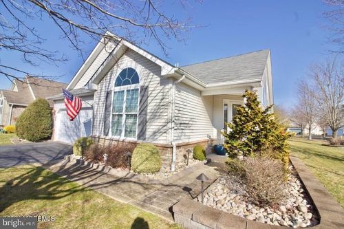2 Woodview Dr, MANCHESTER TOWNSHIP, NJ, 08759-1372 | Card Image