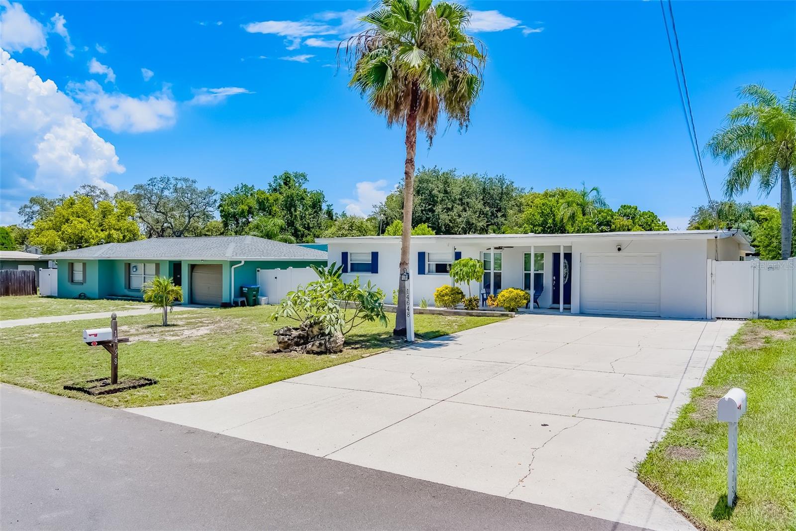Brewster Dr, Largo, FL 33774
