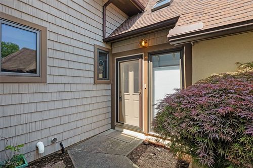 apt-10-4613 Compass Rose, Vermilion, OH, 44089-3152 | Card Image