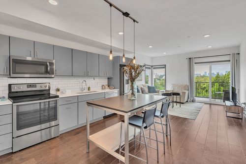 apt-106-400 Herron Dr, Nashville, TN, 37210-4648 | Card Image