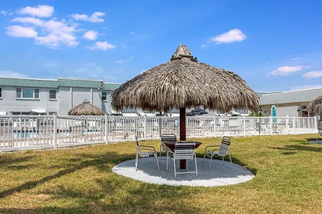 APT-8 - 5267 81 St St N, Condo with 2 bedrooms, 1 bathrooms and null parking in St Petersburg FL | Image 21