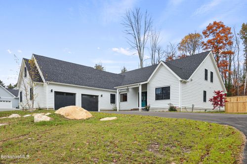 6 Thrushwood Ln, Great Barrington, MA, 01230-8912 | Card Image