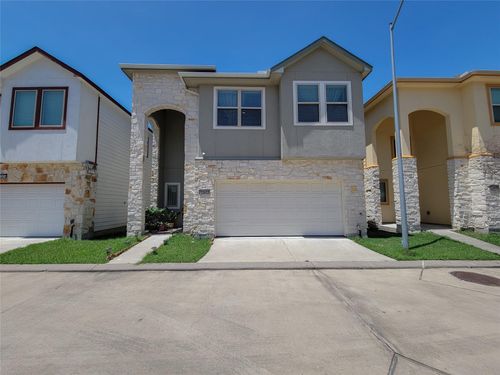 12612 Ashford Shadow Dr, Houston, TX, 77072-1528 | Card Image