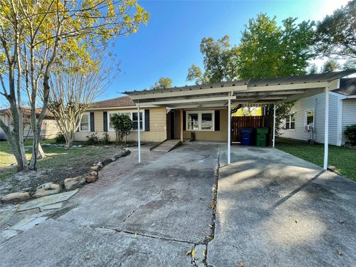 1112 Southampton St, Angleton, TX, 77515-3542 | Card Image