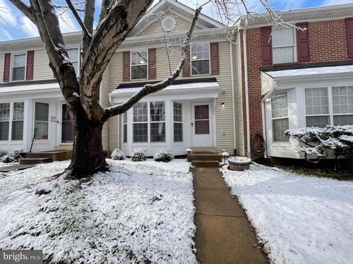 9228 Kristy Dr, MANASSAS PARK, VA, 20111-2418 | Card Image