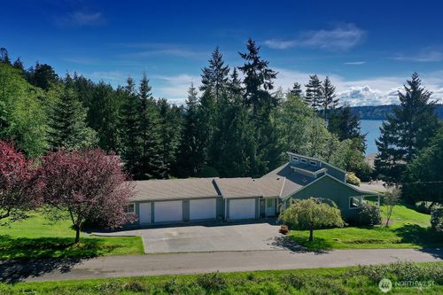 1868 Foliage St, Freeland, WA, 98249-9454 | Card Image