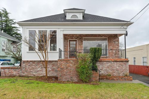 816 B St, Petaluma, CA, 94952-2537 | Card Image