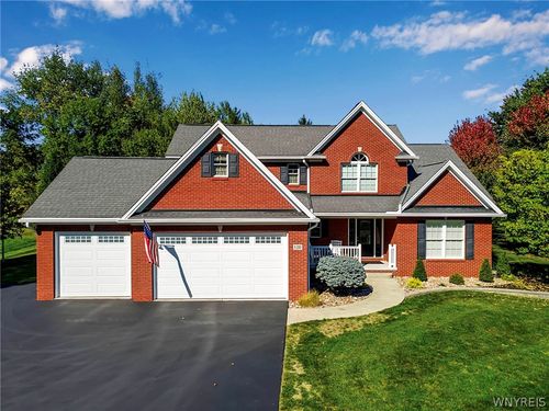 8300 Stahley Rd, East Amherst, NY, 14051-1599 | Card Image