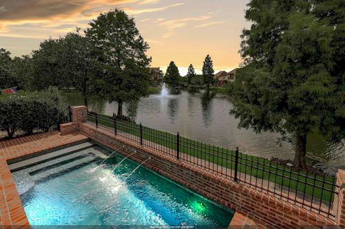 2924 Rue D Orleans, Baton Rouge, LA, 70810-0385 | Card Image