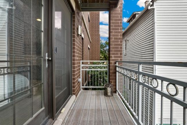 APT-2 - 3543 W Belmont Ave, Home with 3 bedrooms, 3 bathrooms and 1 parking in CHICAGO IL | Image 14