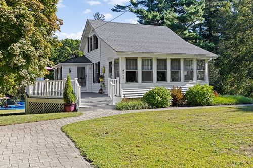 663 Main St, Wareham, MA, 02571-1008 | Card Image