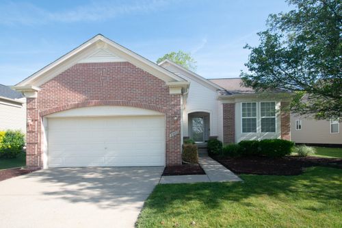 8803 Meadow Ln, Ypsilanti, MI, 48197 | Card Image