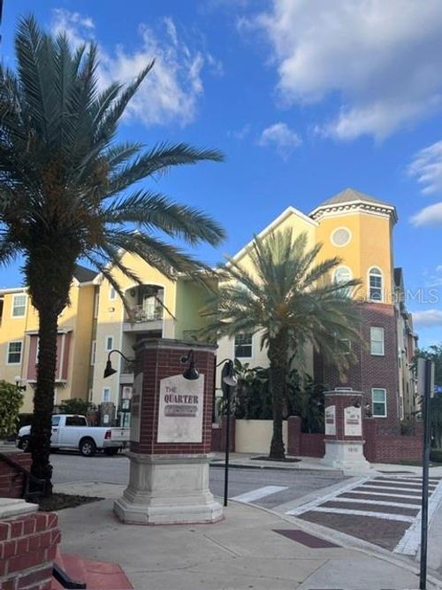 15208-2010 E Palm Ave, TAMPA, FL, 33605-3936 | Card Image