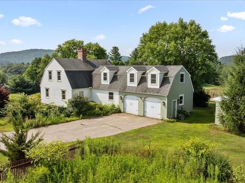 439 Lower Rd, Gilbertville, MA, 01031-9841 | Card Image