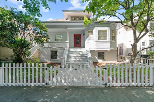 2211 H Street, Sacramento, CA, 95816 | Card Image