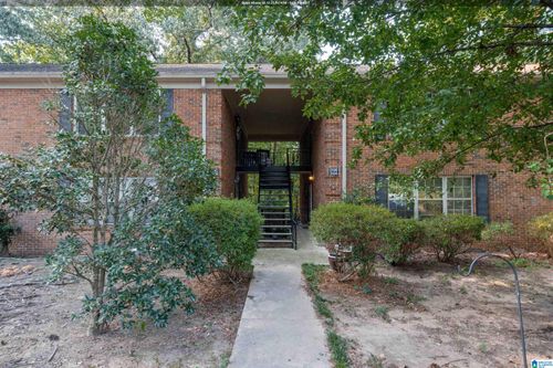2106-2106 Montreat Cir, VESTAVIA HILLS, AL, 35216-3904 | Card Image
