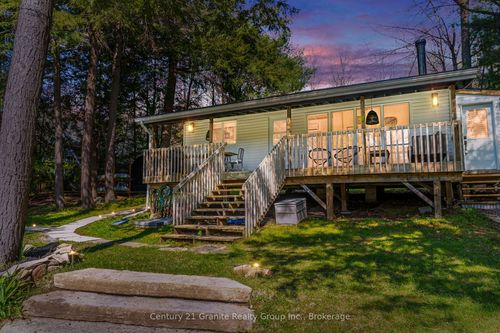 1954 S Beaver Lake Lane, Minden, ON, K0M2K0 | Card Image