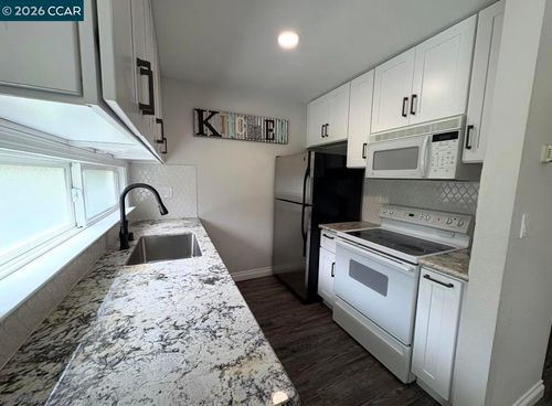 111-810 Oak Grove Rd, Concord, CA, 94518-2801 | Card Image
