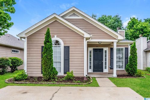 513 Walker Rd, Pelham, AL, 35124-3932 | Card Image