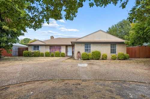 1701 E Spring Valley Rd, Richardson, TX, 75081-5352 | Card Image