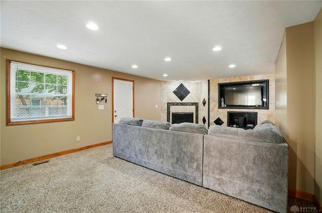 2946 Rockledge Trl, House other with 3 bedrooms, 2 bathrooms and null parking in Beavercreek OH | Image 20