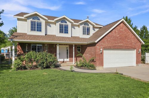 3207 N Pelican Dr, Farr West, UT, 84404-9365 | Card Image