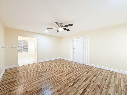 apt-4-2335 Ne 172nd St, North Miami Beach, FL, 33160-2963 | Card Image