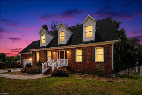 308 Ridgeland Dr, High Point, NC, 27262-8328 | Card Image