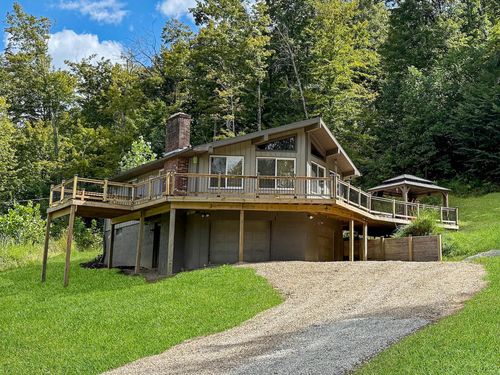 8950 Hidden Springs Rd, Hopewell, OH, 43746-9763 | Card Image