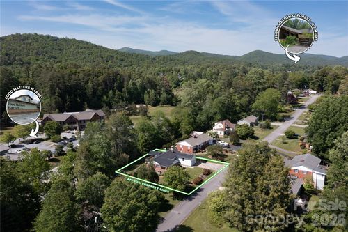 75 Hawthorne Dr, Brevard, NC, 28712-3491 | Card Image