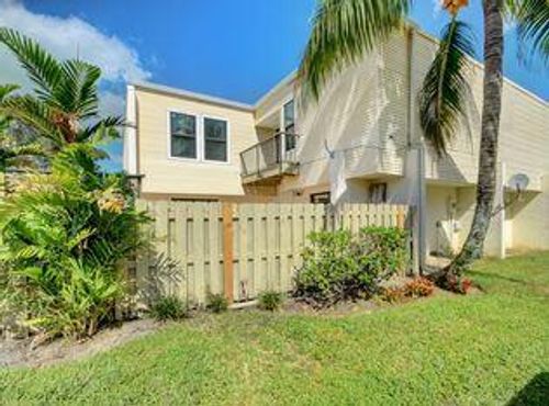 11976 Shakerwood Ln, Wellington, FL, 33414-5796 | Card Image