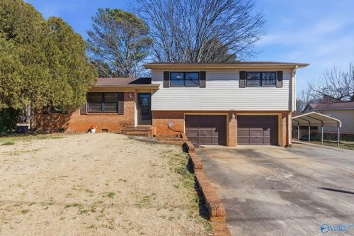 3116 Forsythe Dr Nw, Huntsville, AL, 35810-2726 | Card Image