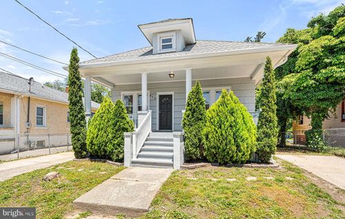 810 Washington Ave, VINELAND, NJ, 08360-5708 | Card Image