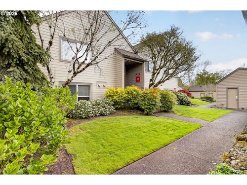 l54-2418 Se Baypoint Dr, Vancouver, WA, 98683-5115 | Card Image