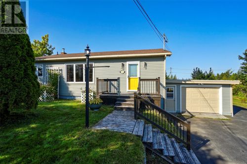 181 Brigus Rd, Whitbourne, NL, A0B3K0 | Card Image