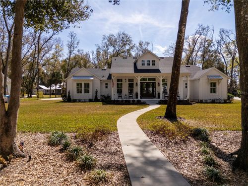 351 W Main St, LAKE HELEN, FL, 32744-2926 | Card Image