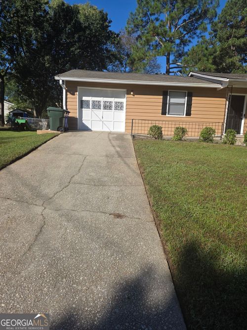 1736 Almand Creek Dr Sw, Conyers, GA, 30094-6204 | Card Image