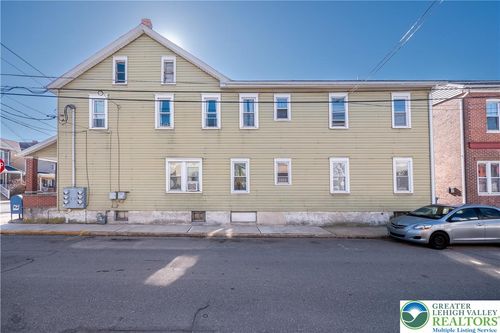 1690 Newport Ave, NORTHAMPTON, PA, 18067-1448 | Card Image