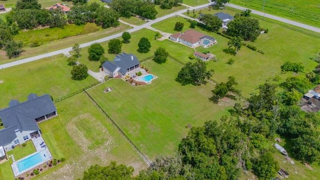 10510 Lithia Estates Dr, House other with 3 bedrooms, 2 bathrooms and null parking in LITHIA FL | Image 55