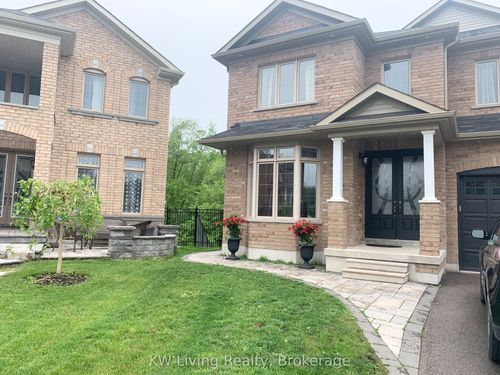 lower-162 Art Ave West, Newmarket, ON, L3X0C1 | Card Image