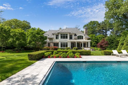 22 Terrace Ct, Old Westbury, NY, 11568-1302 | Card Image
