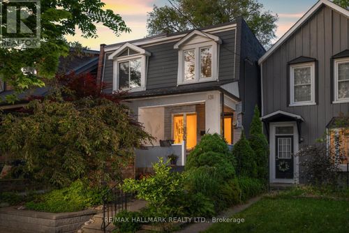 131 Lamb Avenue, Toronto (Greenwood-Coxwell), ON, M4J4M5 | Card Image