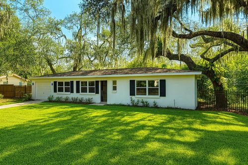 305 Saint Augustine Ave, TEMPLE TERRACE, FL, 33617-7229 | Card Image