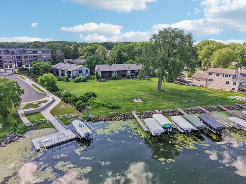 1-2807 Century Harbor Road, Middleton, WI, 53562 | Card Image