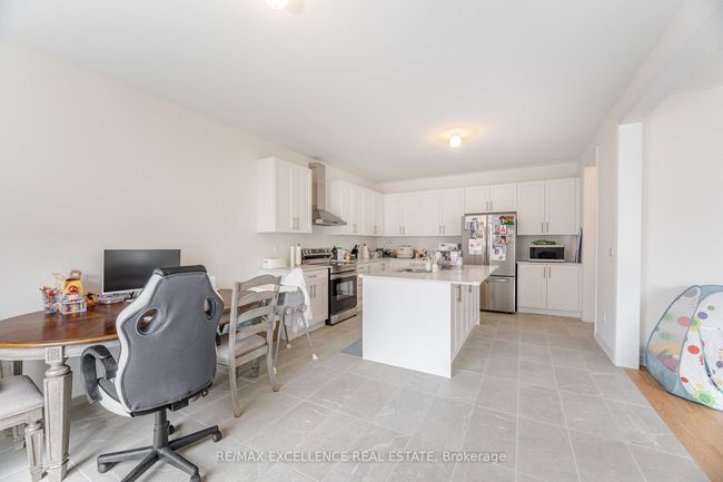 1409 Davis Loop N/A, House other with 4 bedrooms, 4 bathrooms and 4 parking in Innisfil ON | Image 11