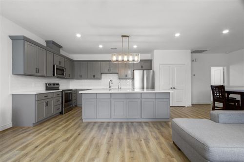 5212 Sherman St, Houston, TX, 77011-3242 | Card Image