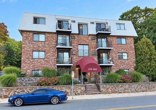 15-458-460 Eastern Ave, Lynn, MA, 01902 | Card Image