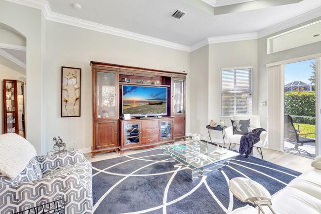 8640 Via Avellino, House other with 3 bedrooms, 2 bathrooms and null parking in Lake Worth FL | Image 15