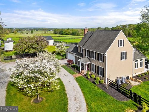 19798 Foggy Bottom Rd, BLUEMONT, VA, 20135-2124 | Card Image